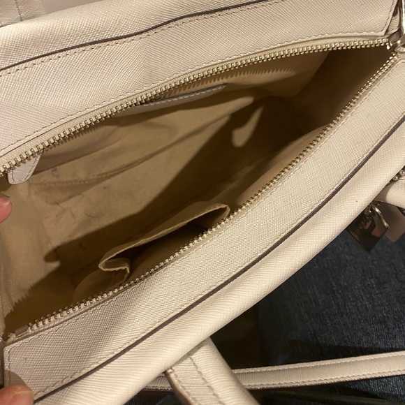 Coach purse - Picture 4 of 7